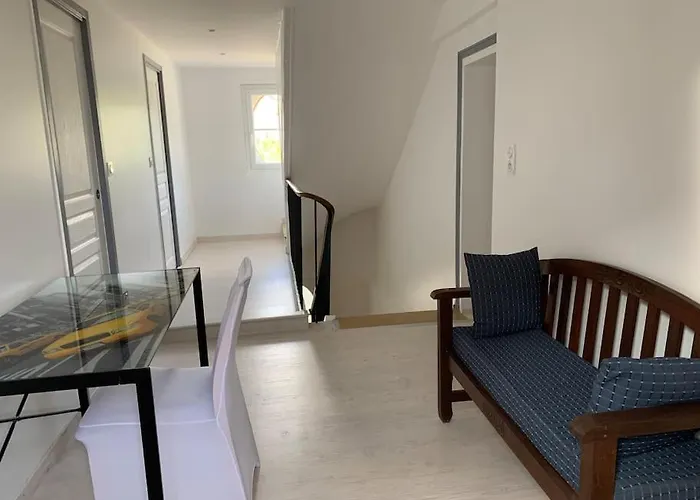 Maison De 1 A 8 Personnes Entierement Renovee